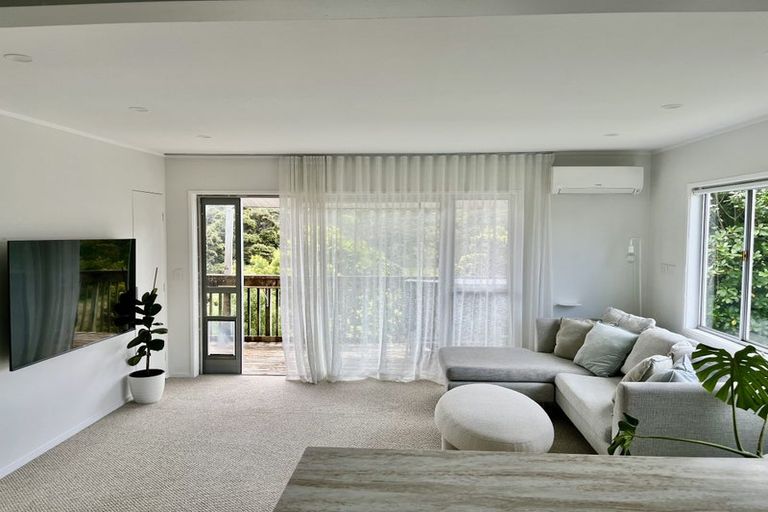 Photo of property in 2/60 Maritime Terrace, Birkenhead, Auckland, 0626