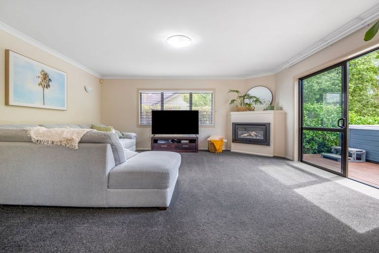 Photo of property in 22 Winslow Court, Huntington, Hamilton, 3210