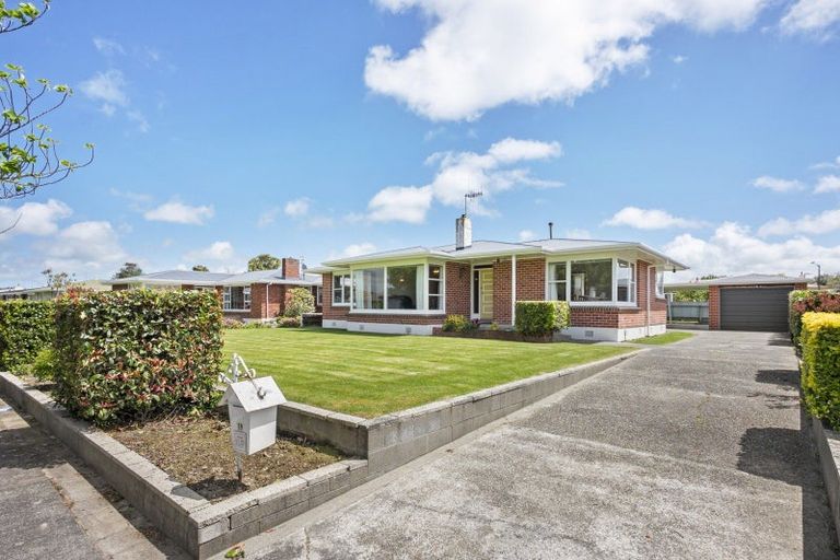 Photo of property in 19 Henare Street, West End, Palmerston North, 4412
