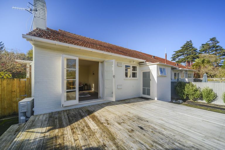 Photo of property in 3 Fairs Road, Milson, Palmerston North, 4414