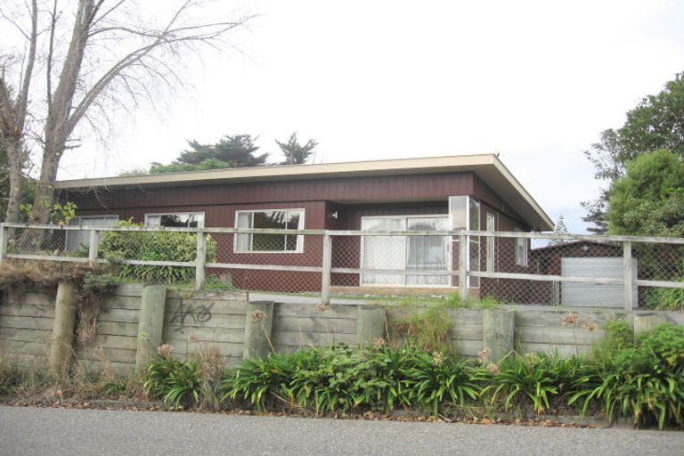 Photo of property in 34 Renown Road, Raumati South, Paraparaumu, 5032
