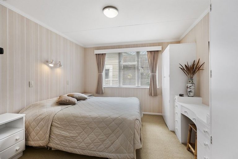 Photo of property in 9 Braithwaite Street, Karori, Wellington, 6012