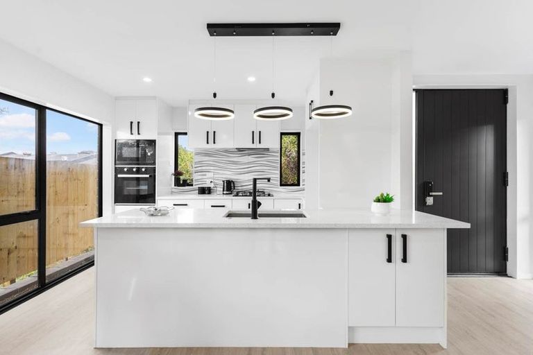 Photo of property in 4b Fields Road, Manurewa, Auckland, 2102