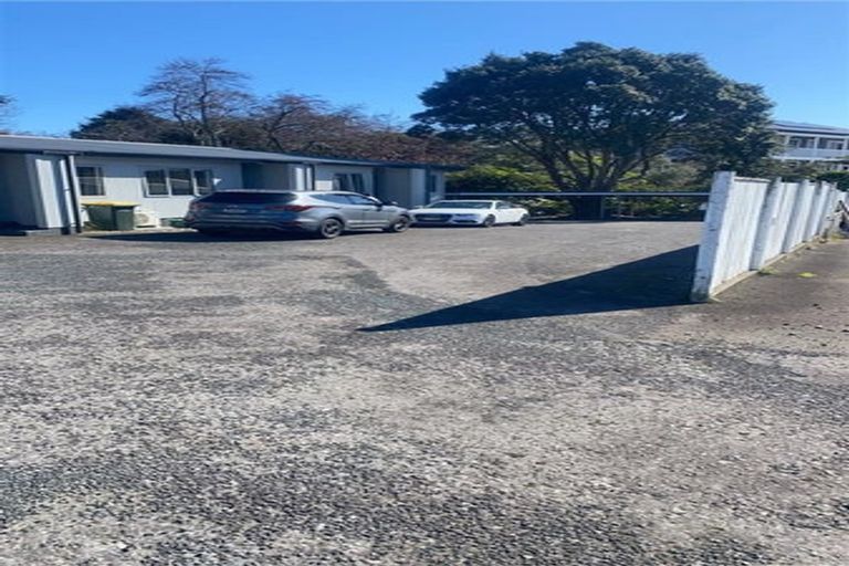 Photo of property in 40a-b Belt Road, Moturoa, New Plymouth, 4310