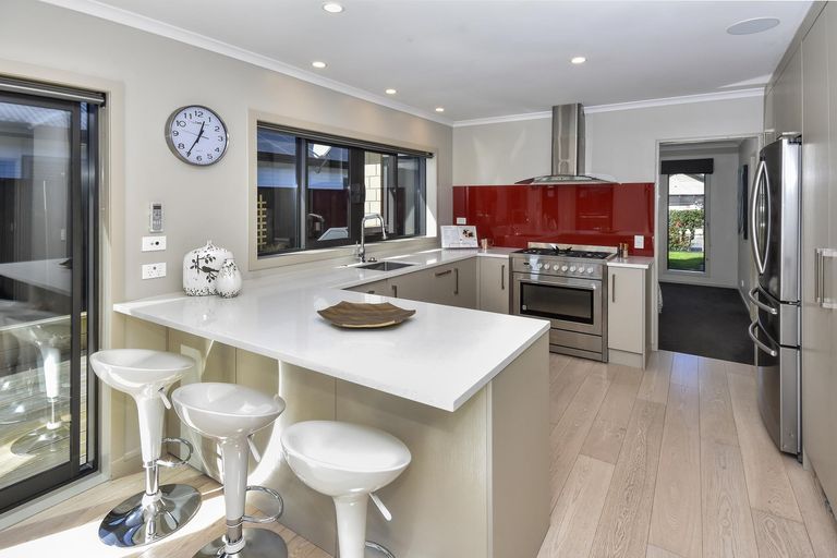 Photo of property in 21 Toscana Drive, Karaka, Papakura, 2113