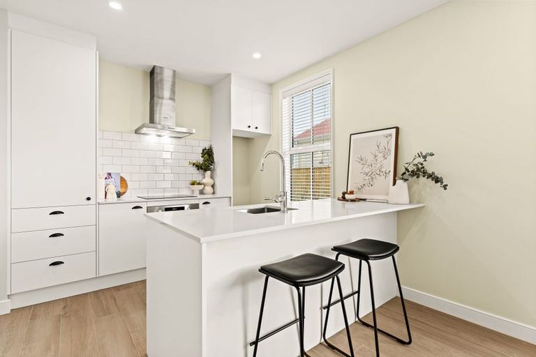 Photo of property in 7a Waitikiri Drive, Parklands, Christchurch, 8083