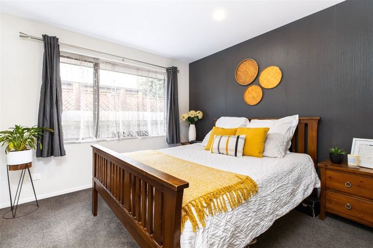 Photo of property in 118 Aldwins Road, Phillipstown, Christchurch, 8062