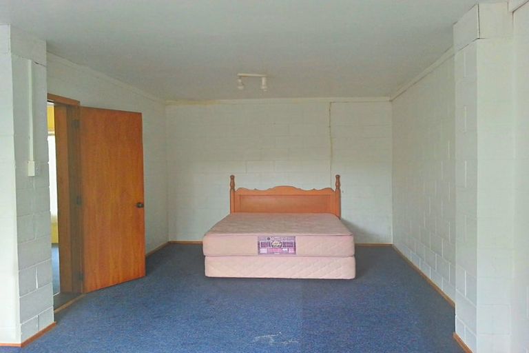 Photo of property in 2/63 High Road, Glenfield, Auckland, 0629