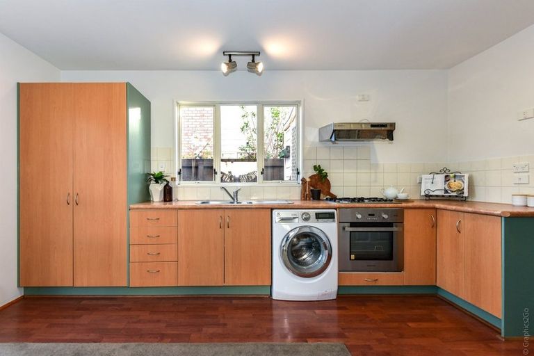 Photo of property in 15b Maronan Street, Woolston, Christchurch, 8023