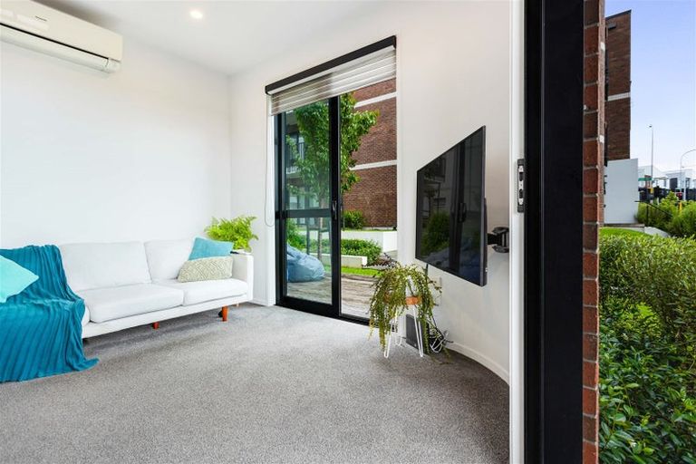 Photo of property in 3/81g Mapou Road, Hobsonville, Auckland, 0616