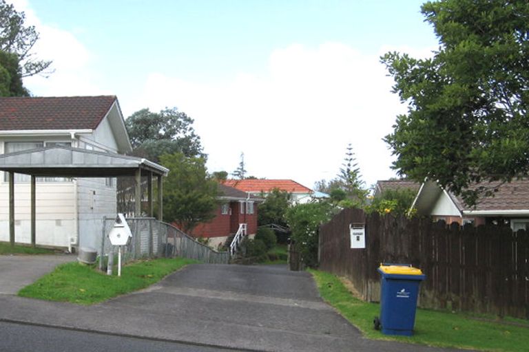 Photo of property in 8 Kemp Road, Massey, Auckland, 0614