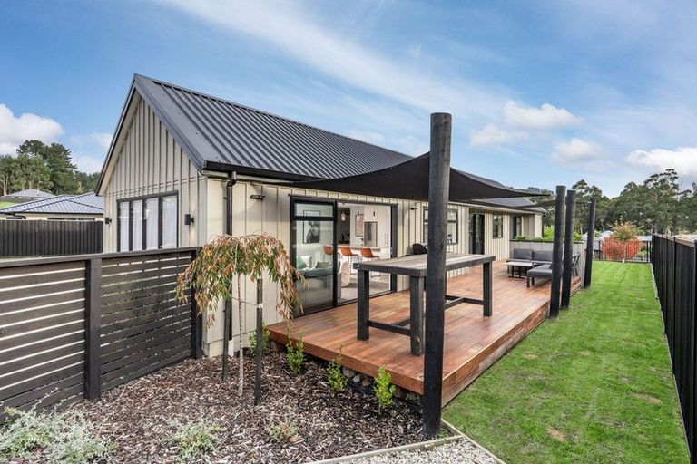 Photo of property in 64 Heathfield Drive, Mosgiel, 9024