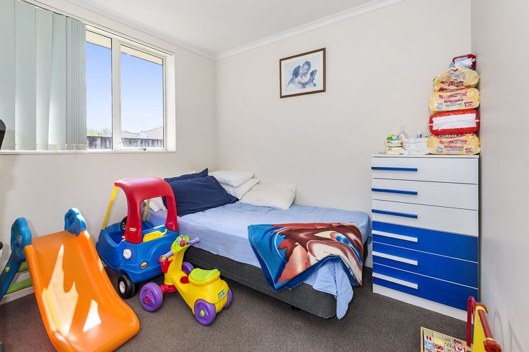 Photo of property in 36 Kayes Road, Pukekohe, 2120