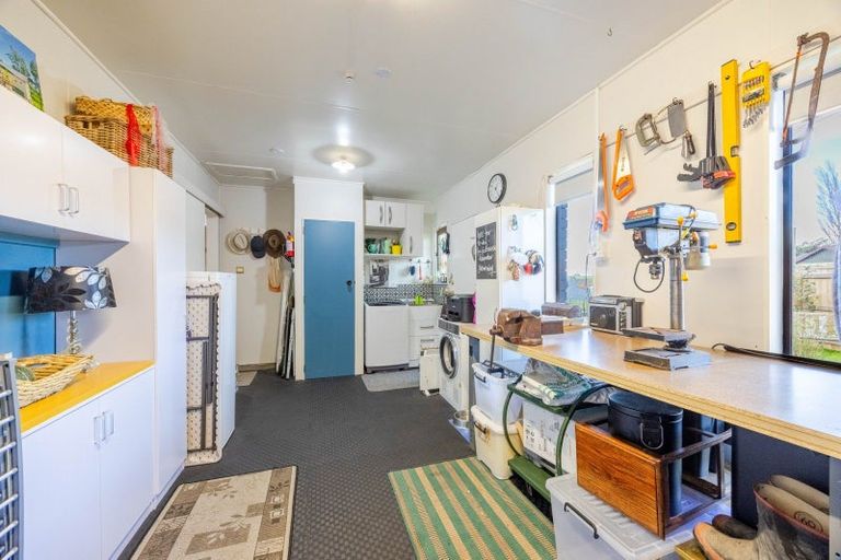 Photo of property in 14a Ruataniwha Street, Waipawa, 4210