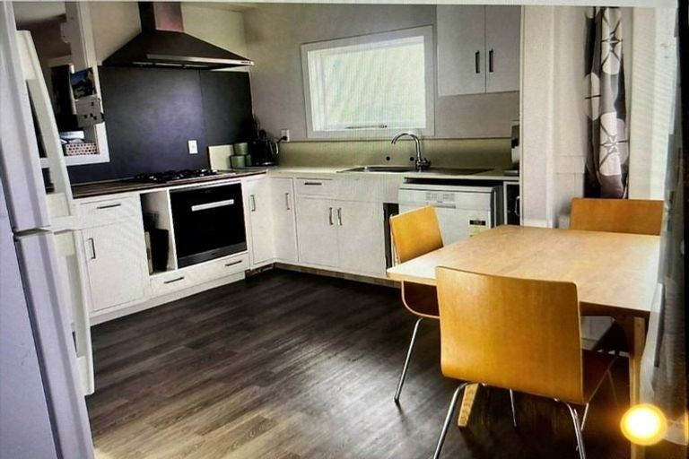 Photo of property in 33 Tower Street, Hornby, Christchurch, 8042