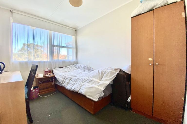 Photo of property in 58 Sylvia Road, Hillcrest, Auckland, 0627