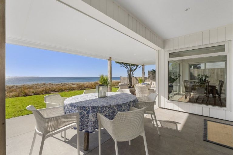 Photo of property in 85 Karewa Parade, Papamoa Beach, Papamoa, 3118