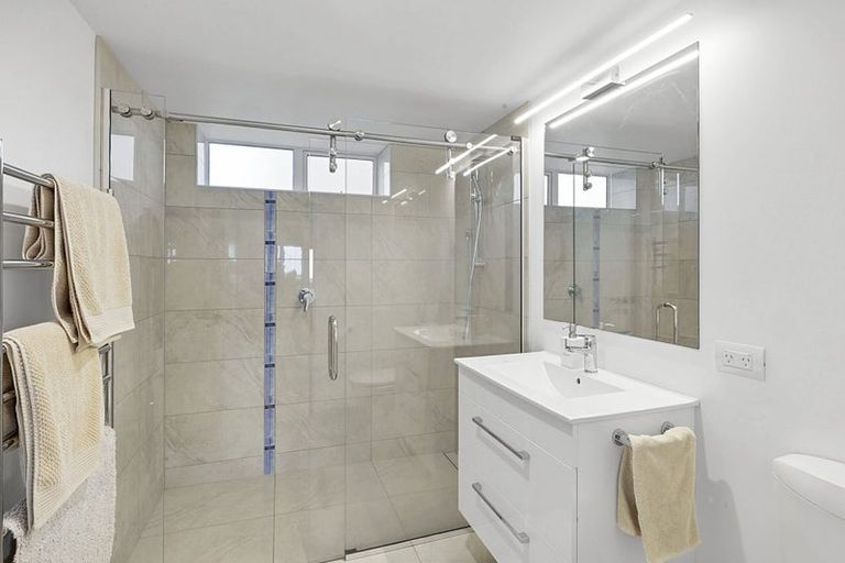 Photo of property in 26a Whiteley Street, Moturoa, New Plymouth, 4310