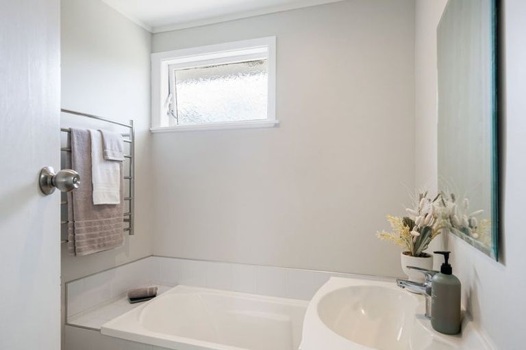 Photo of property in 14 Rangiatea Street, Paraparaumu Beach, Paraparaumu, 5032