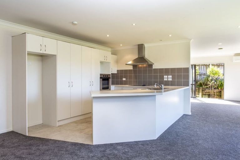 Photo of property in 36 Te Kauri Place, Helensville, 0800