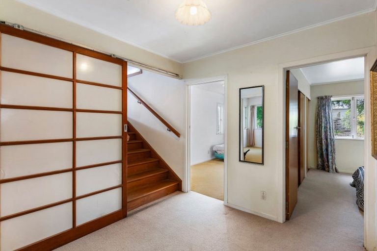 Photo of property in 257 East Coast Road, Mairangi Bay, Auckland, 0630