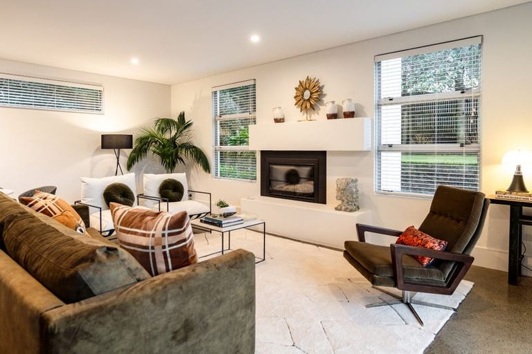 Photo of property in 51 Amesbury Drive, Churton Park, Wellington, 6037