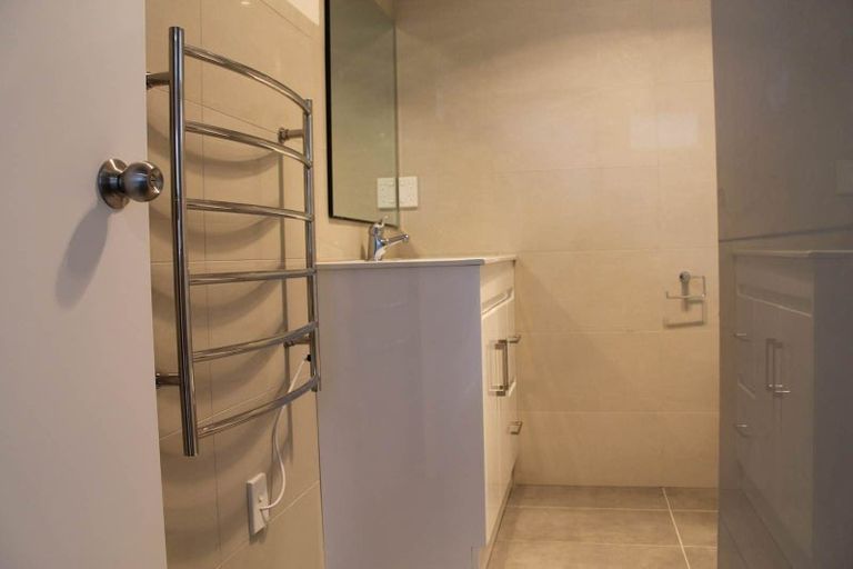 Photo of property in 30a Halver Road, Hillpark, Auckland, 2102