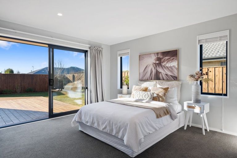Photo of property in 6 Pahua Street, Pegasus, 7612