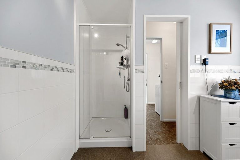 Photo of property in 51 Splitt Avenue, Glenview, Hamilton, 3206