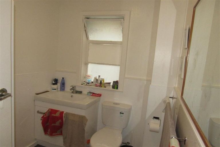 Photo of property in 243u3 The Terrace, Te Aro, Wellington, 6011