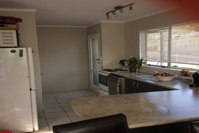 Photo of property in 38 Staithes Drive North, Whitby, Porirua, 5024