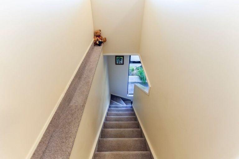 Photo of property in 37 Hetley Crescent, Taradale, Napier, 4112