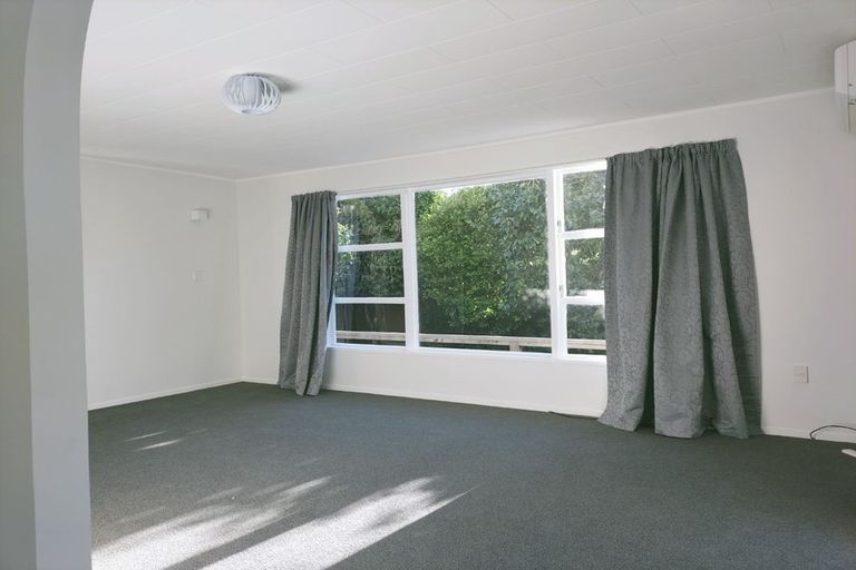 Photo of property in 5a Martin Road, Paraparaumu Beach, Paraparaumu, 5032