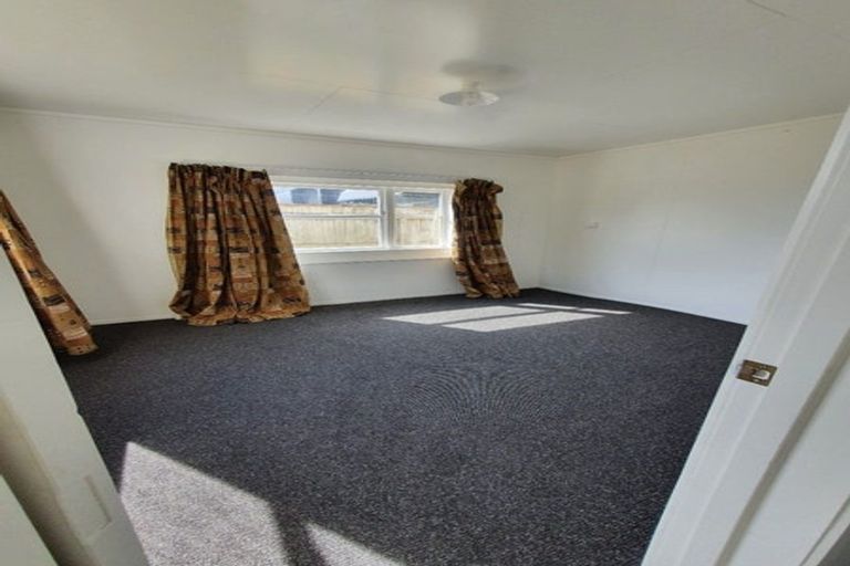 Photo of property in 19 Lombard Street, Palmerston North, 4410