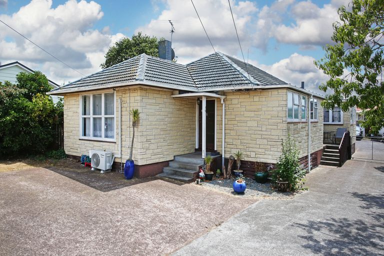 Photo of property in 5 Hooks Road, Manurewa, Auckland, 2102