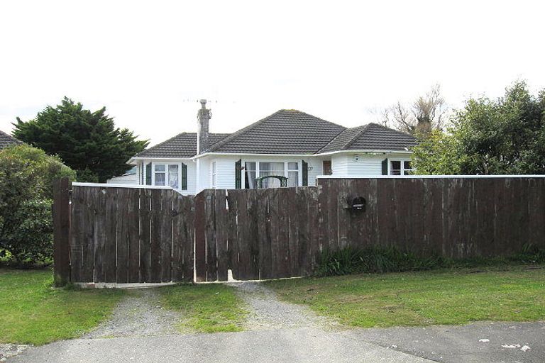 Photo of property in 14 Mckay Street, Wainuiomata, Lower Hutt, 5014