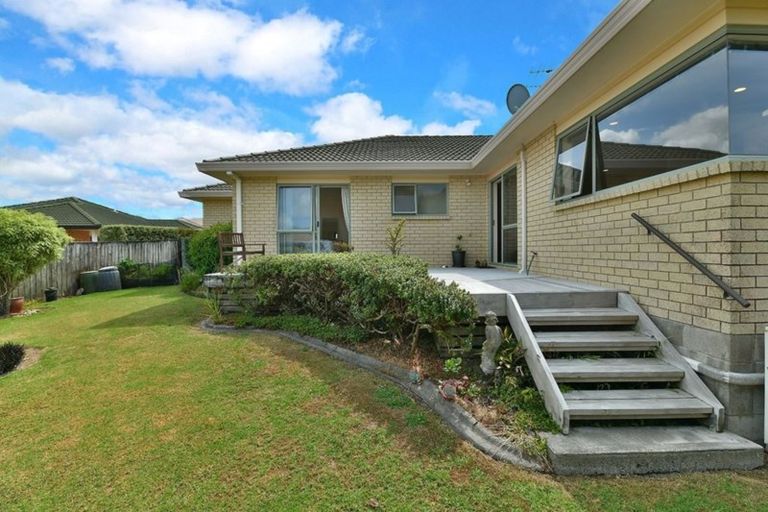 Photo of property in 9 Kath Hopper Drive, Orewa, 0931