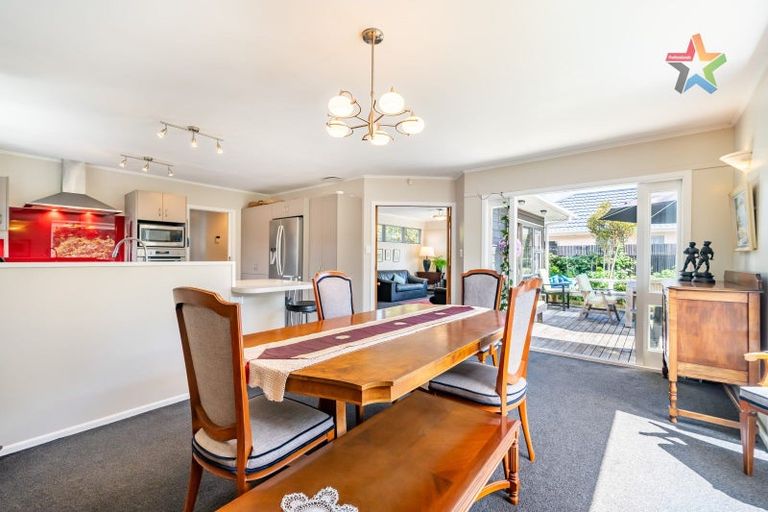 Photo of property in 28a Whites Line West, Woburn, Lower Hutt, 5010