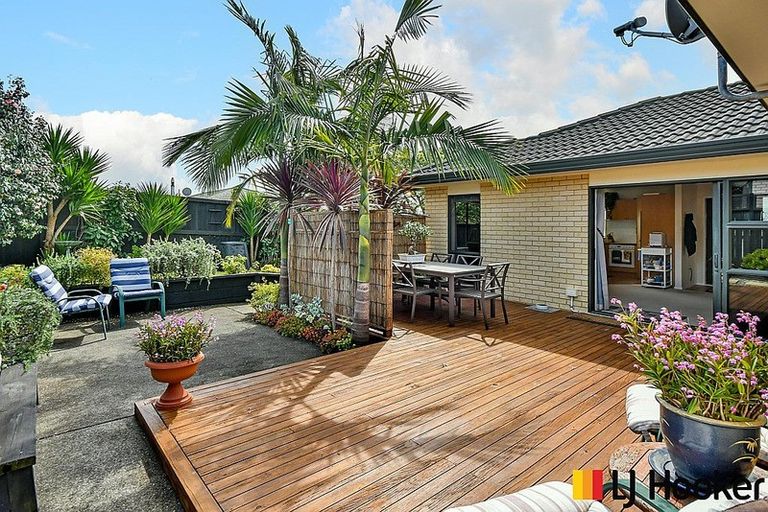 Photo of property in 25a Puriri Road, Pukekohe, 2120