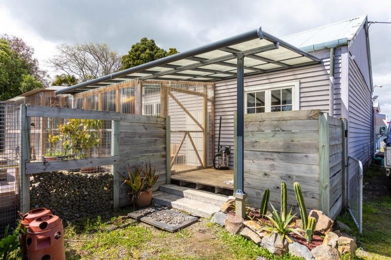 Photo of property in 21 Vogel Street, Woodville, 4920