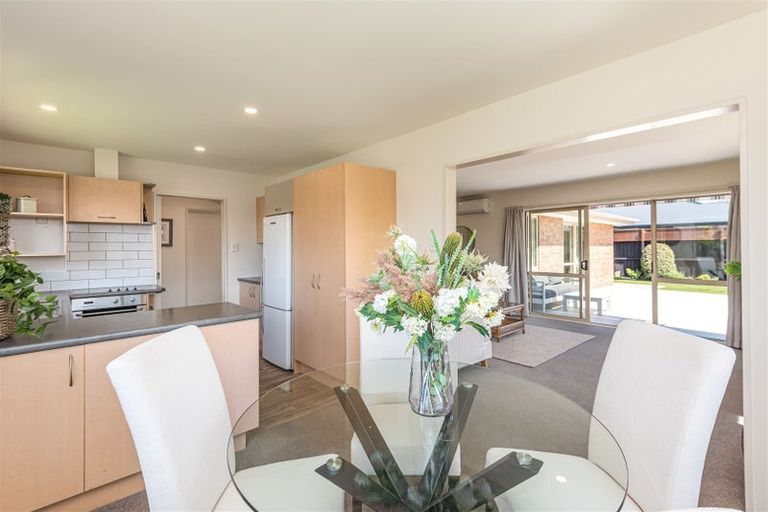 Photo of property in 53 Saint Martins Road, Saint Martins, Christchurch, 8022