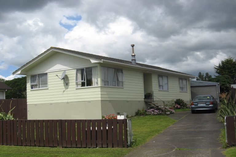 Photo of property in 5 Carter Place, Manurewa, Auckland, 2102
