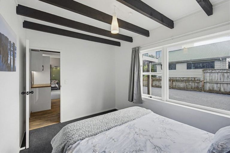 Photo of property in 10 Arataki Grove, Waitarere Beach, Levin, 5510