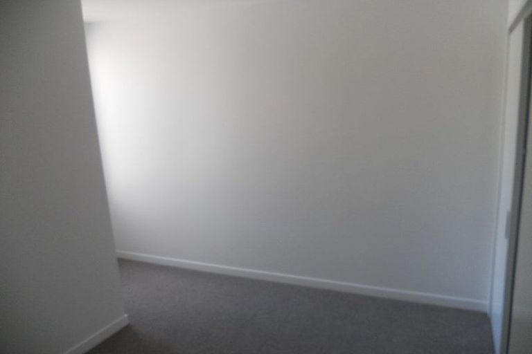 Photo of property in 7u2 Handyside Street, Tawa, Wellington, 5028