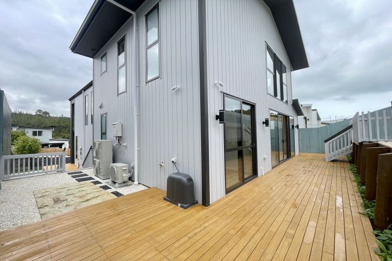 Photo of property in 54 Pacific Heights Road, Orewa, 0931