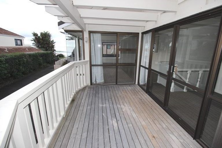 Photo of property in 11 Noel Avenue, Orewa, 0931