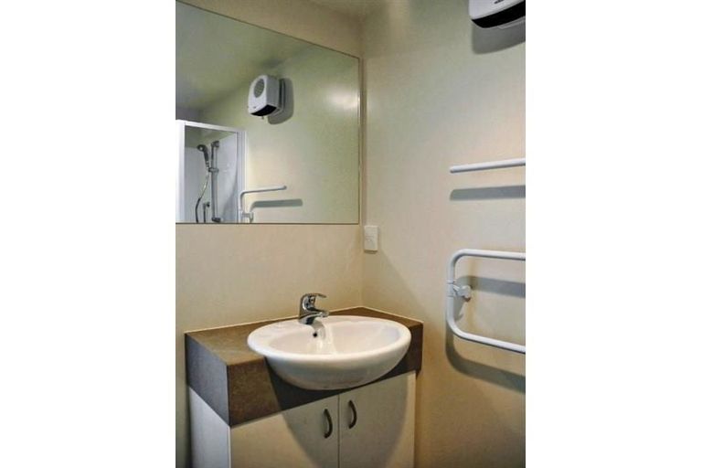 Photo of property in 5/24 Whitmore Street, Edgeware, Christchurch, 8013