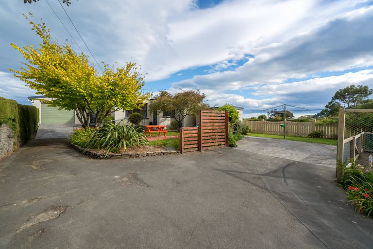 Photo of property in 8 John Street, Ocean View, Dunedin, 9035