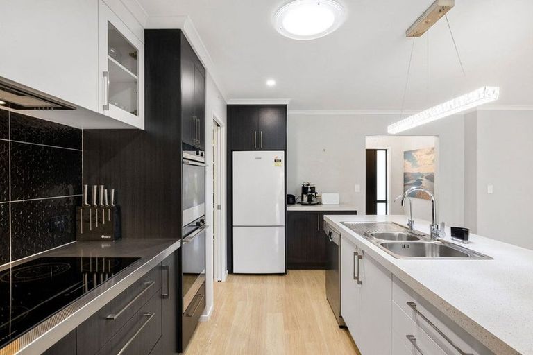 Photo of property in 39a Norfolk Drive, Cambridge, 3434