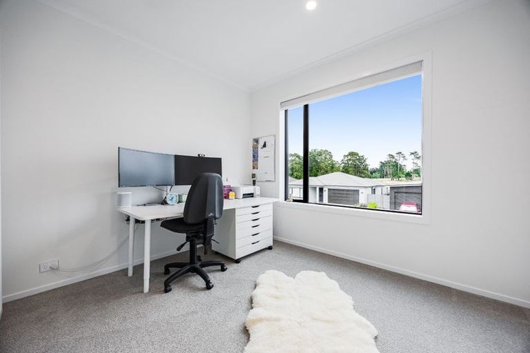 Photo of property in 7 Oyster Drive, Whenuapai, Auckland, 0618